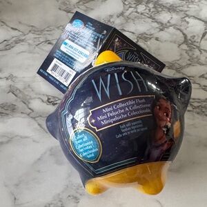 Disney Wish Mystery Mini Plush / Blind Bag in star shaped container NIP Series 1